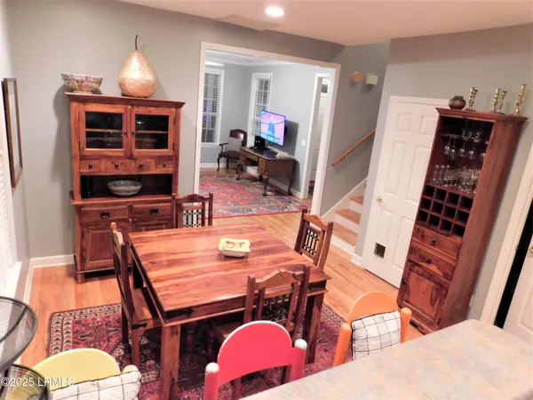 $2,750 | 15 Meridian Road, Beaufort, SC 29907