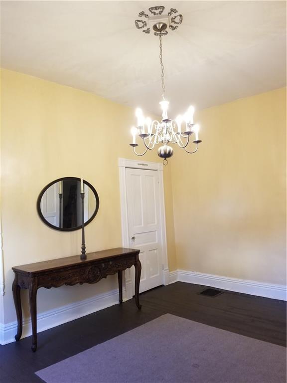 725 Mary Street McKees Rocks, PA 15136 - Photo 7 of 25