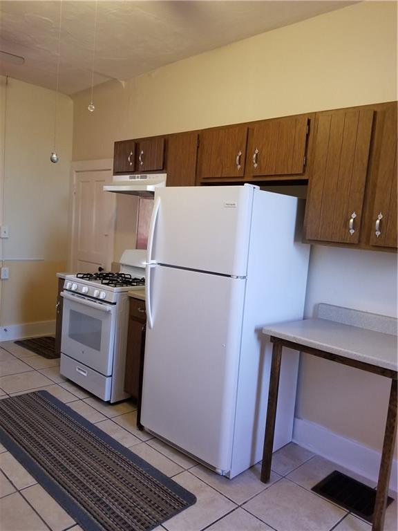 725 Mary Street McKees Rocks, PA 15136 - Photo 9 of 25