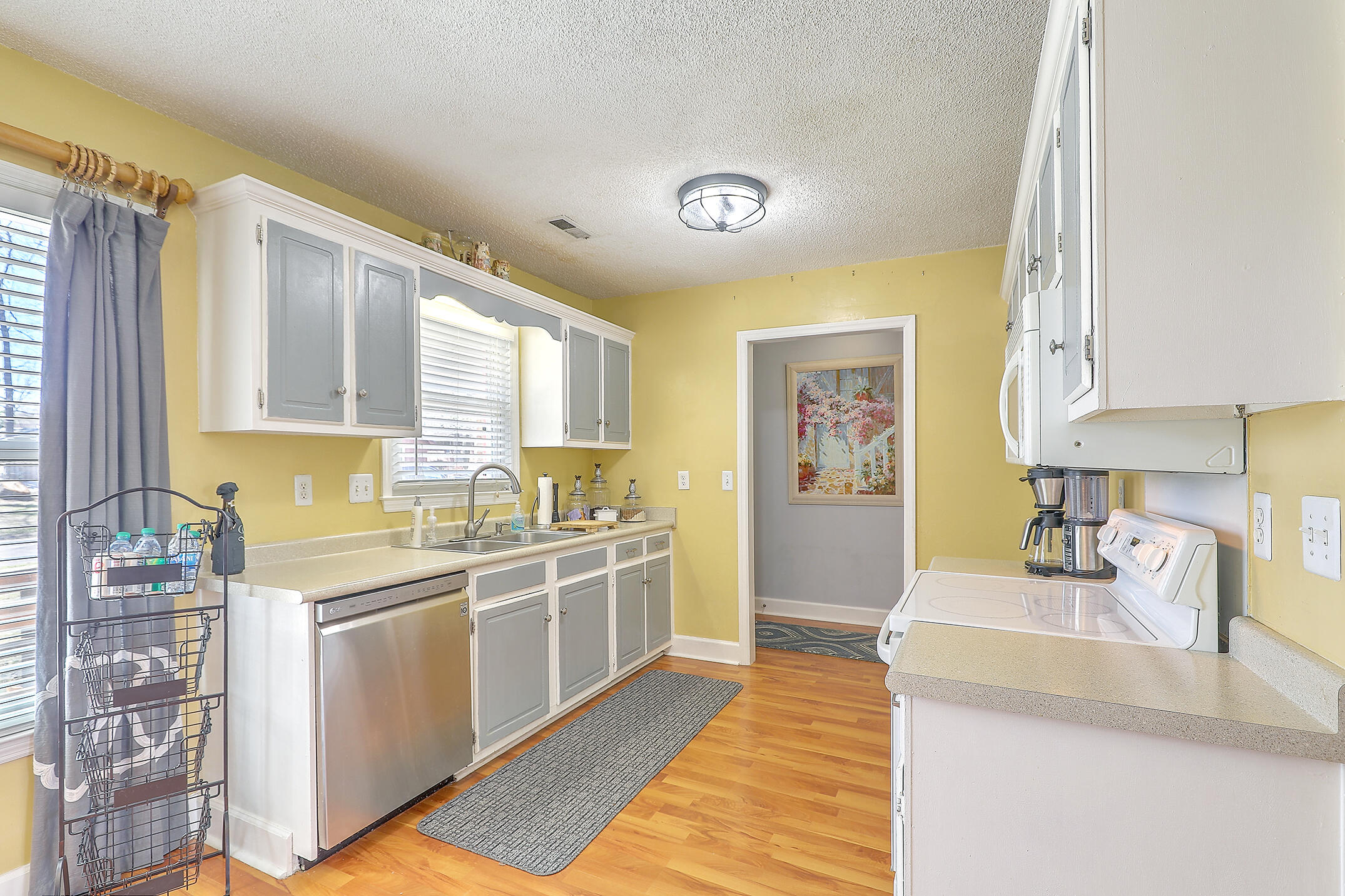 4 Burnt Mills Road Goose Creek, SC 29445 - Photo 11 of 26 Kitchen