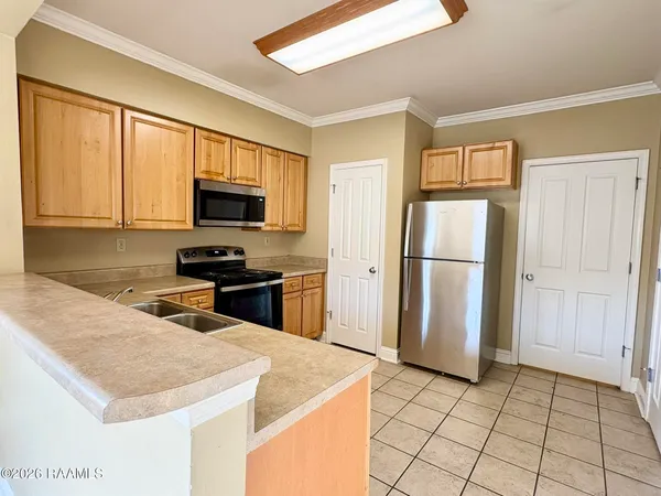 $1,800 | 4441 Burbank Drive, Unit 108, Baton Rouge, LA 70820