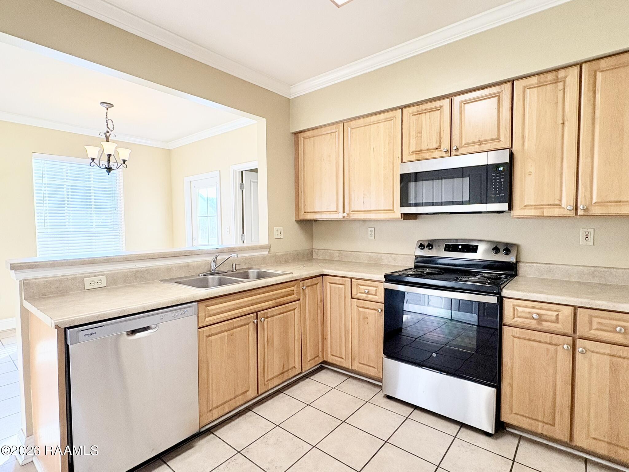 4441 Burbank Drive, Unit 108 Baton Rouge, LA 70820 - Photo 6 of 17 IMG_5959