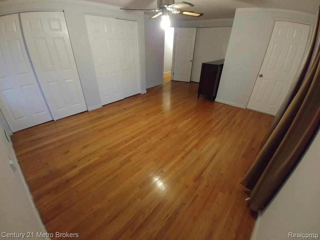 32250 Baintree Road Farmington Hills, MI 48334 - Photo 11 of 23