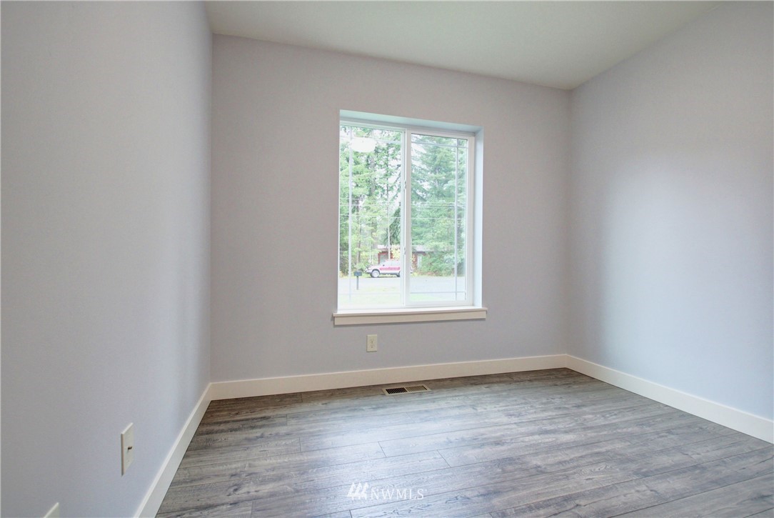6145 Shamrock Road Maple Falls, WA 98266 - Photo 22 of 32 Gallery Image 22
