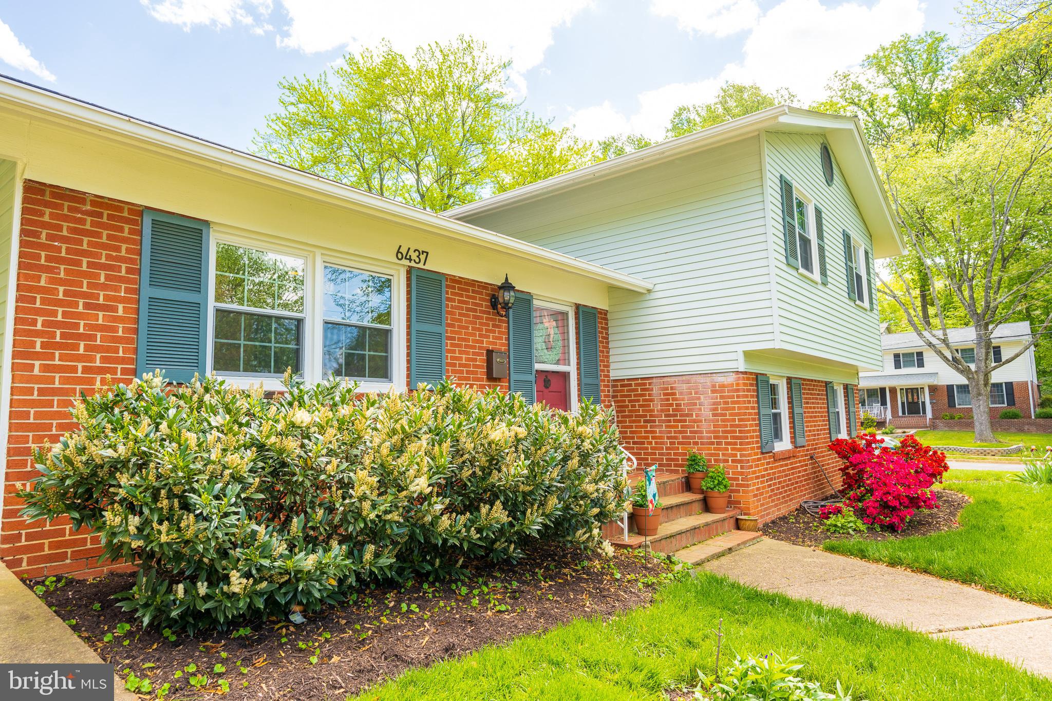 6437 Rives Court Springfield, VA 22150 - Photo 3 of 42 Gallery Image 3