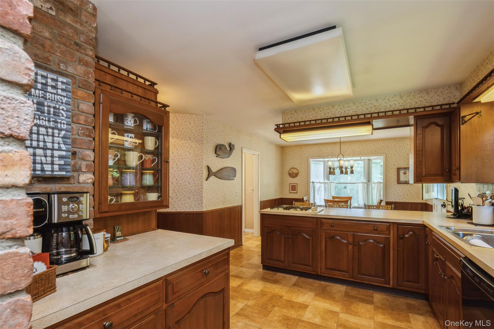 199 North Country Road Port Jefferson, NY 11777 - Photo 7 of 42