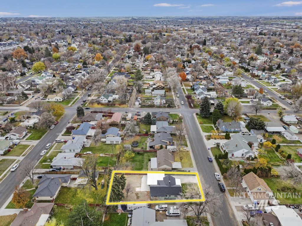 344 Fillmore Street Twin Falls, ID 83301 - Photo 42 of 42 Aerial view of property and surrounding area with nearby suburban area and property parcel outlined