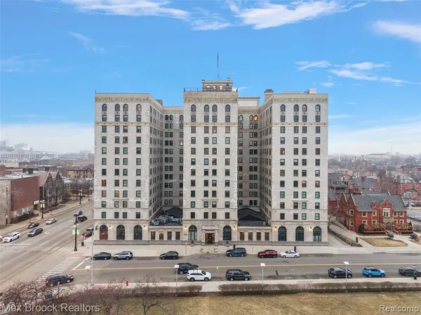 $179,000 | 15 East Kirby Street, Unit 928, Detroit, MI 48202