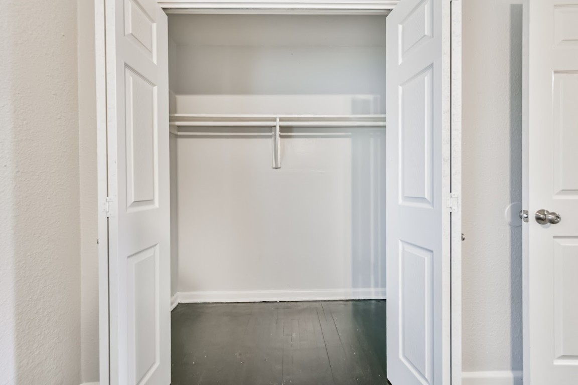 5855 Beldart Street Houston, TX 77033 - Photo 23 of 26 a view of closet