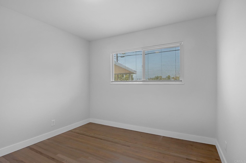 602 Sunset Drive Oceanside, CA 92058 - Photo 15 of 32 New Dual Paned Windows