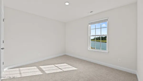 $323,990 | 236 Lake Tyler Drive, New Bern, NC 28560