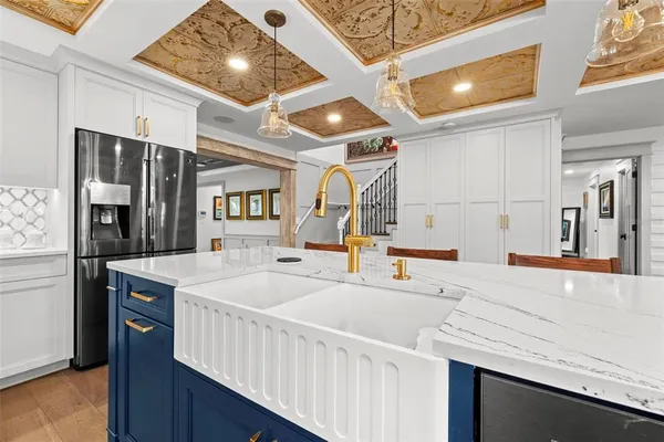 $1,449,000 | 2420 14th Street North, St. Petersburg, FL 33704