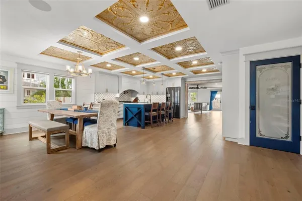 $1,449,000 | 2420 14th Street North, St. Petersburg, FL 33704