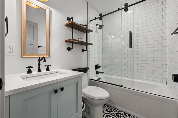 $1,449,000 | 2420 14th Street North, St. Petersburg, FL 33704