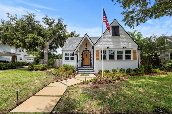 $1,449,000 | 2420 14th Street North, St. Petersburg, FL 33704