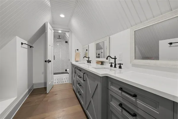 $1,449,000 | 2420 14th Street North, St. Petersburg, FL 33704