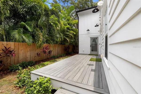 $1,449,000 | 2420 14th Street North, St. Petersburg, FL 33704