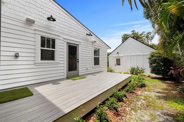 $1,449,000 | 2420 14th Street North, St. Petersburg, FL 33704
