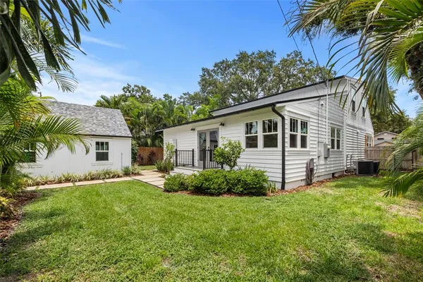 $1,449,000 | 2420 14th Street North, St. Petersburg, FL 33704