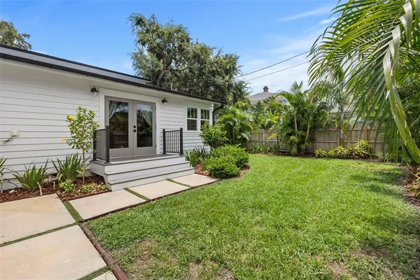 $1,449,000 | 2420 14th Street North, St. Petersburg, FL 33704