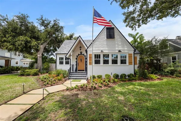 $1,449,000 | 2420 14th Street North, St. Petersburg, FL 33704