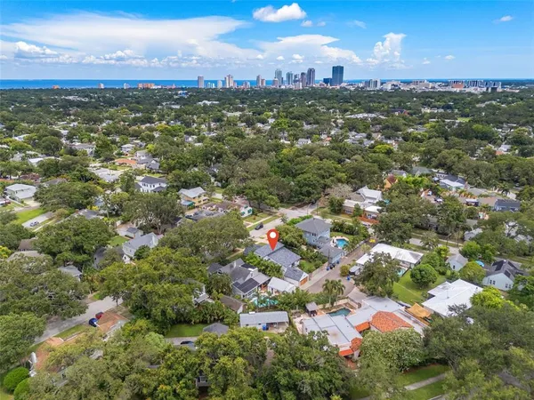 $1,449,000 | 2420 14th Street North, St. Petersburg, FL 33704