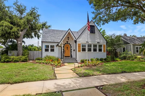 $1,449,000 | 2420 14th Street North, St. Petersburg, FL 33704