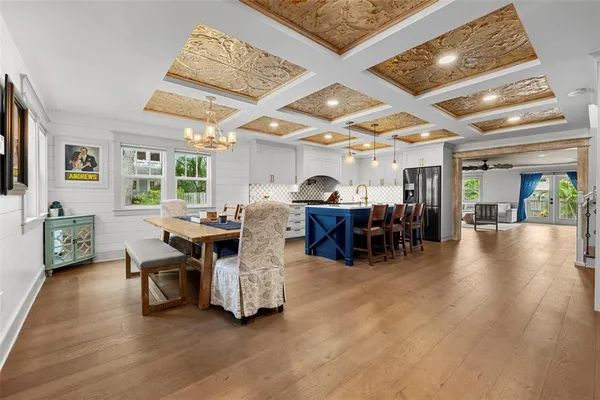 $1,449,000 | 2420 14th Street North, St. Petersburg, FL 33704