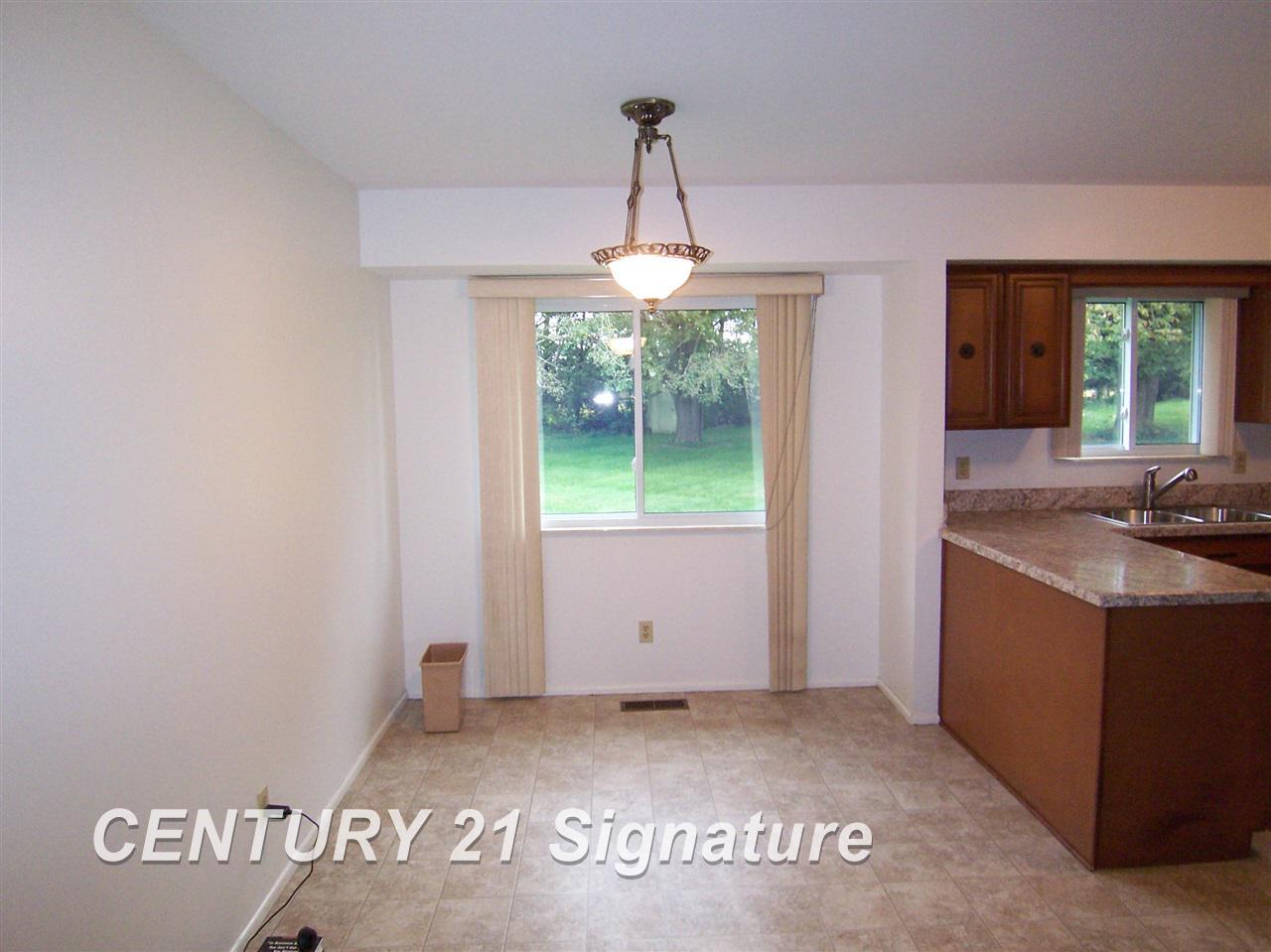 9226 Potter Road Flushing, MI 48433 - Photo 9 of 28