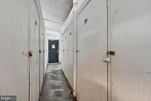 $398,000 | 1404 12th Street North, Unit 21, Arlington, VA 22209