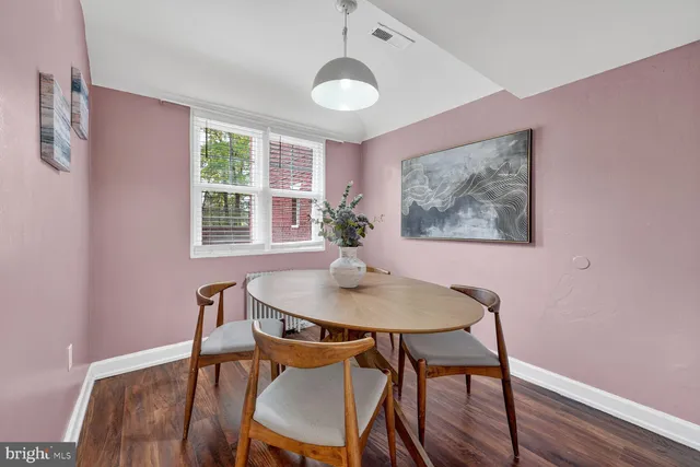 $398,000 | 1404 12th Street North, Unit 21, Arlington, VA 22209