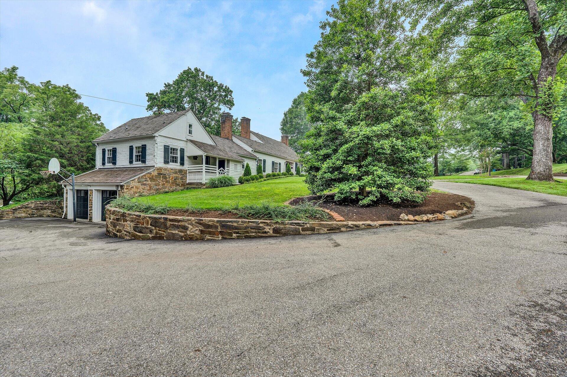1542 Electric Road Southwest Roanoke, VA 24018 - Photo 47 of 80 59-063020230046
