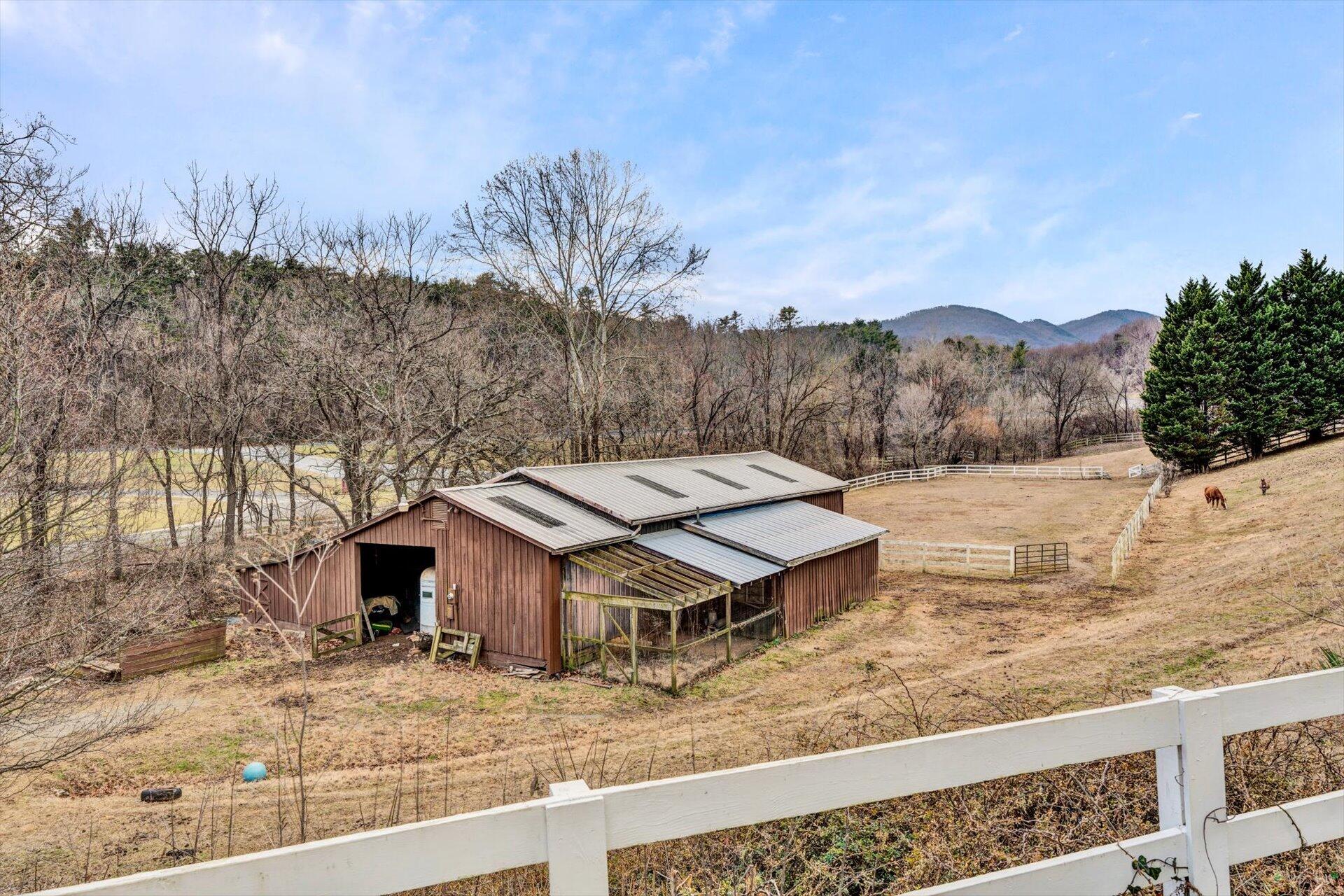 1542 Electric Road Southwest Roanoke, VA 24018 - Photo 59 of 80 50-DSC00151