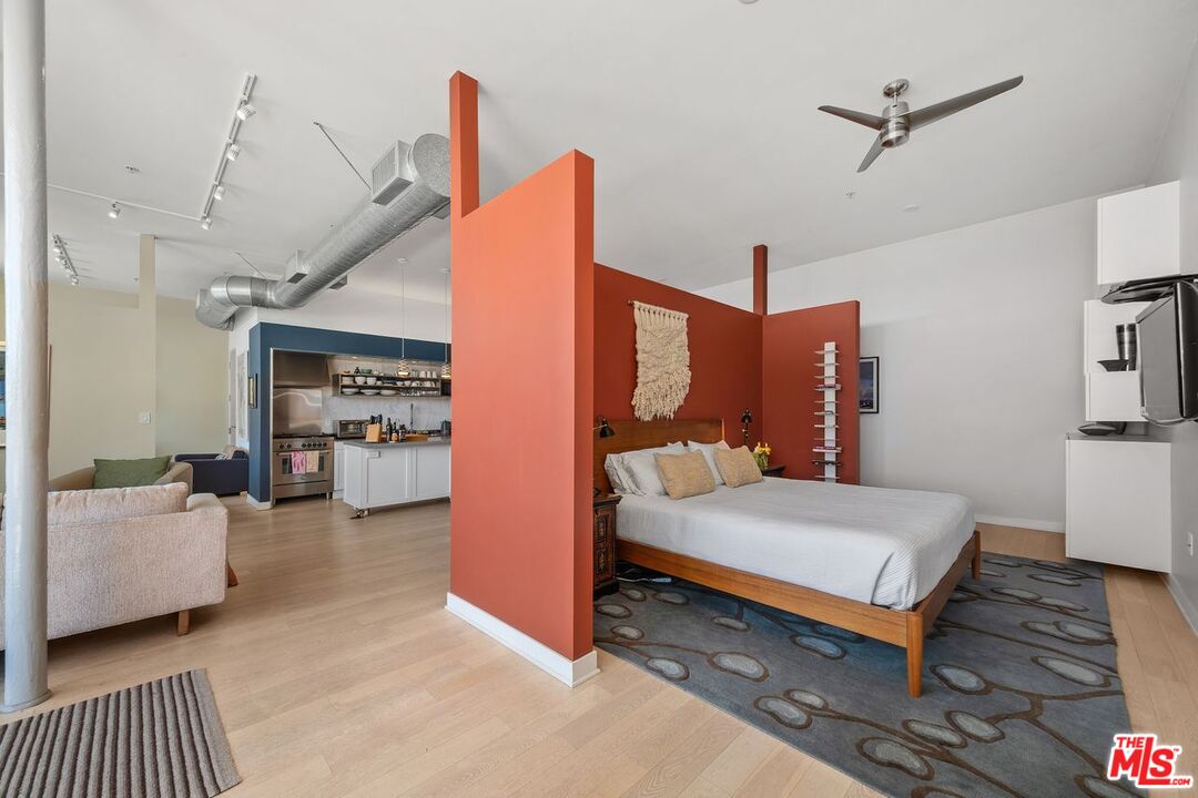 4080 Glencoe Avenue, Unit 420 Marina del Rey, CA 90292 - Photo 22 of 40 a bedroom with furniture and a ceiling fan
