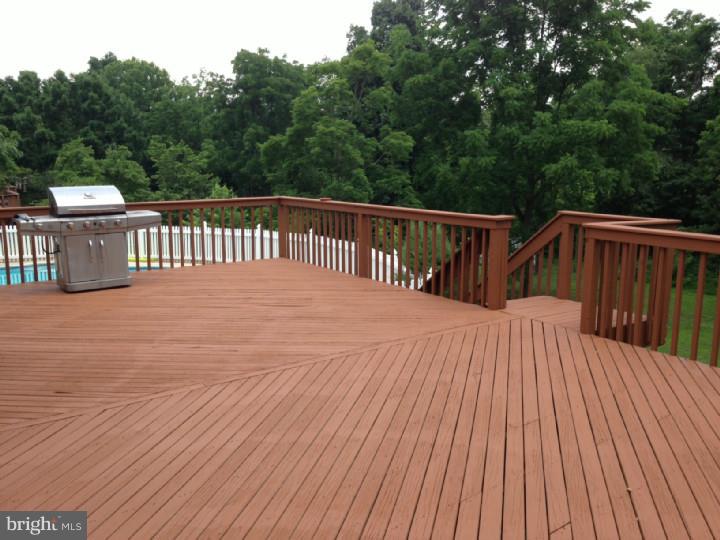 430 Sunny Ridge Road Gilbertsville, PA 19525 - Photo 3 of 13 Deck