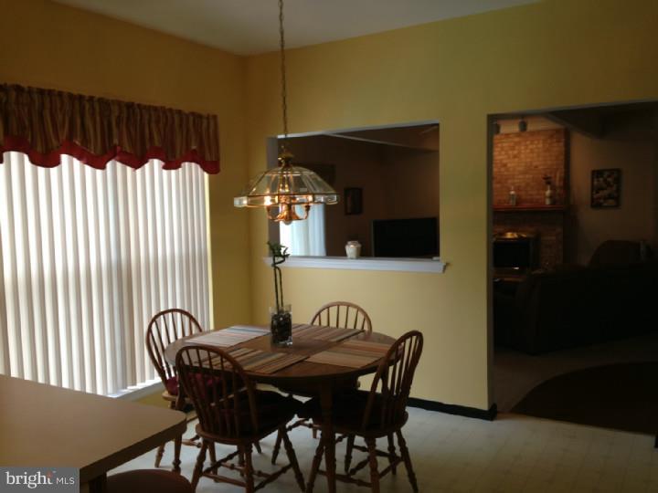 430 Sunny Ridge Road Gilbertsville, PA 19525 - Photo 5 of 13 Kitchen