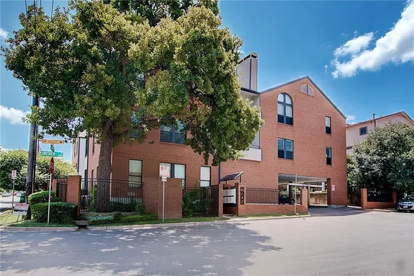 $254,900 | 2905 Swisher Street, Unit 205, Austin, TX 78705