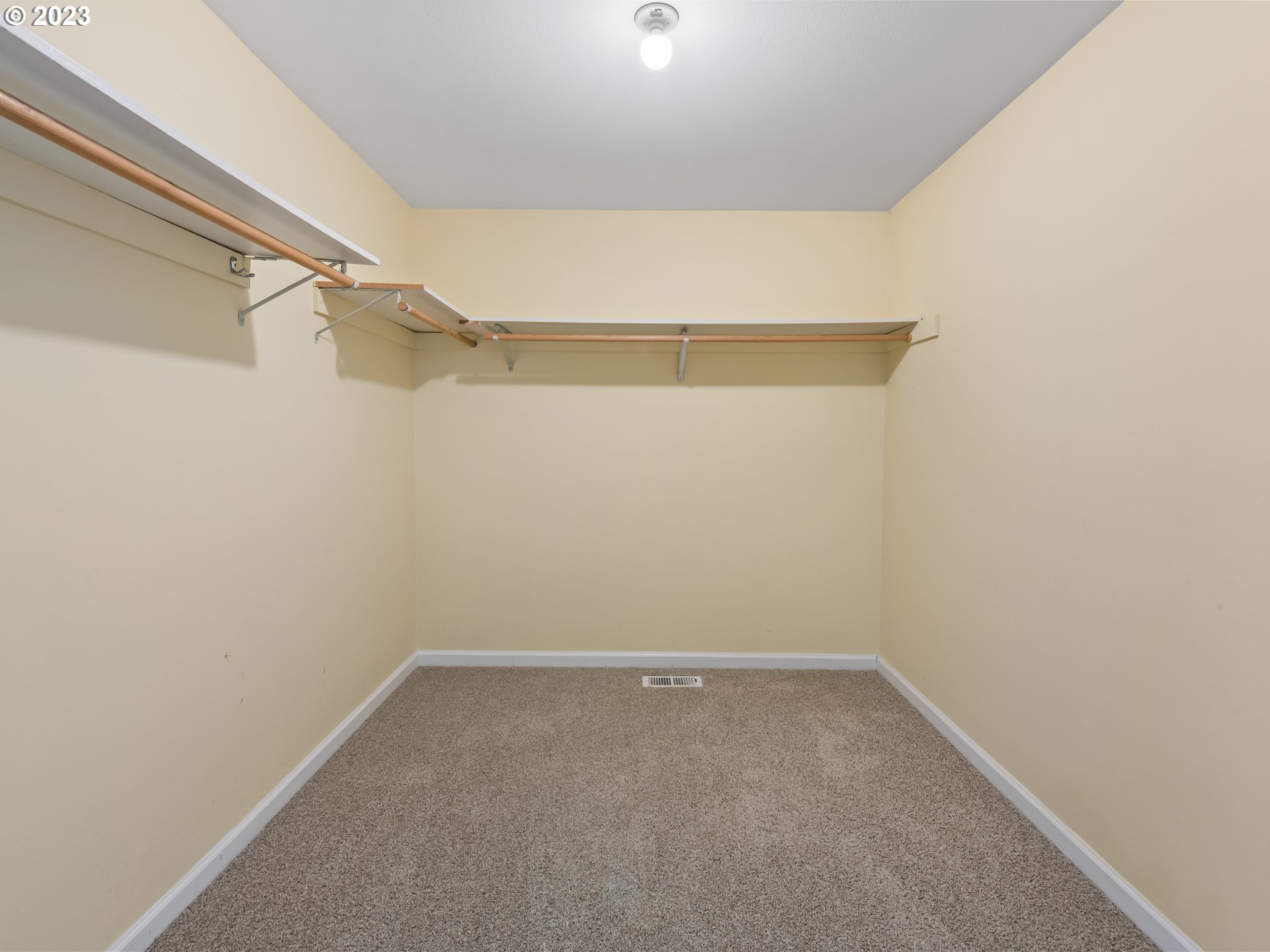 32762 Bellcrest Road Scappoose, OR 97056 - Photo 19 of 48 Gallery Image 19