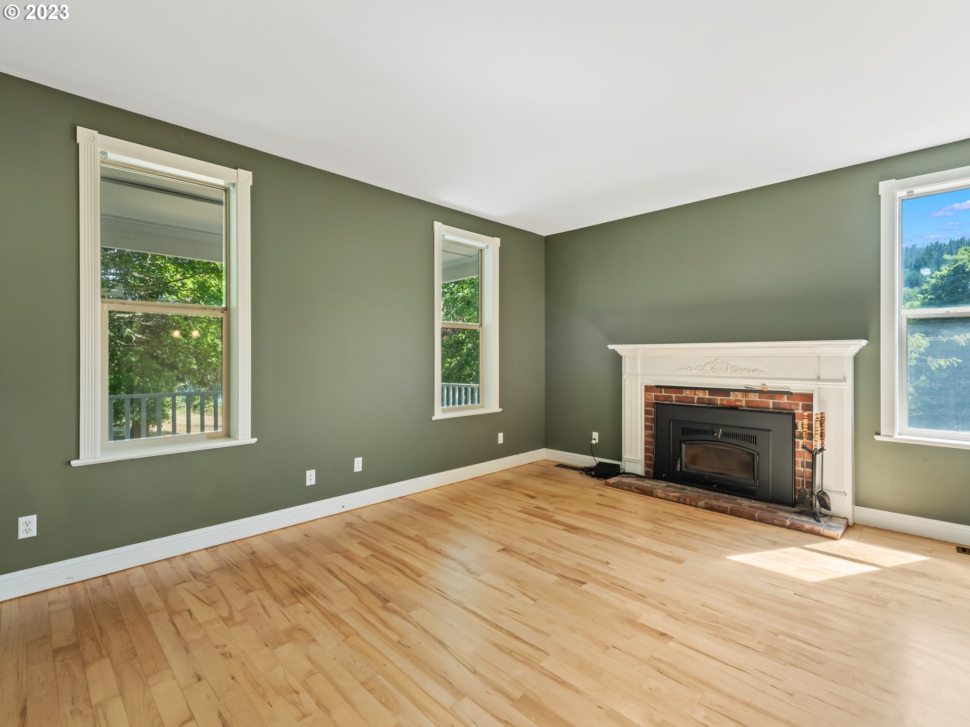 32762 Bellcrest Road Scappoose, OR 97056 - Photo 6 of 48 Gallery Image 6