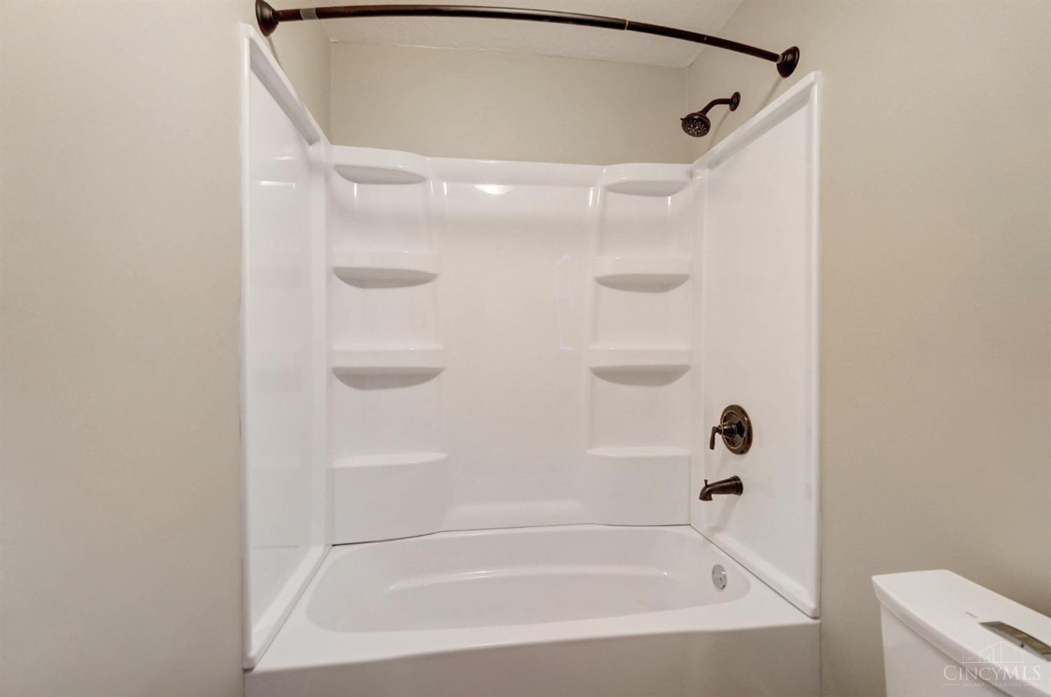 2654 Rochester Avenue Hamilton, OH 45011 - Photo 21 of 50 Gallery Image 21