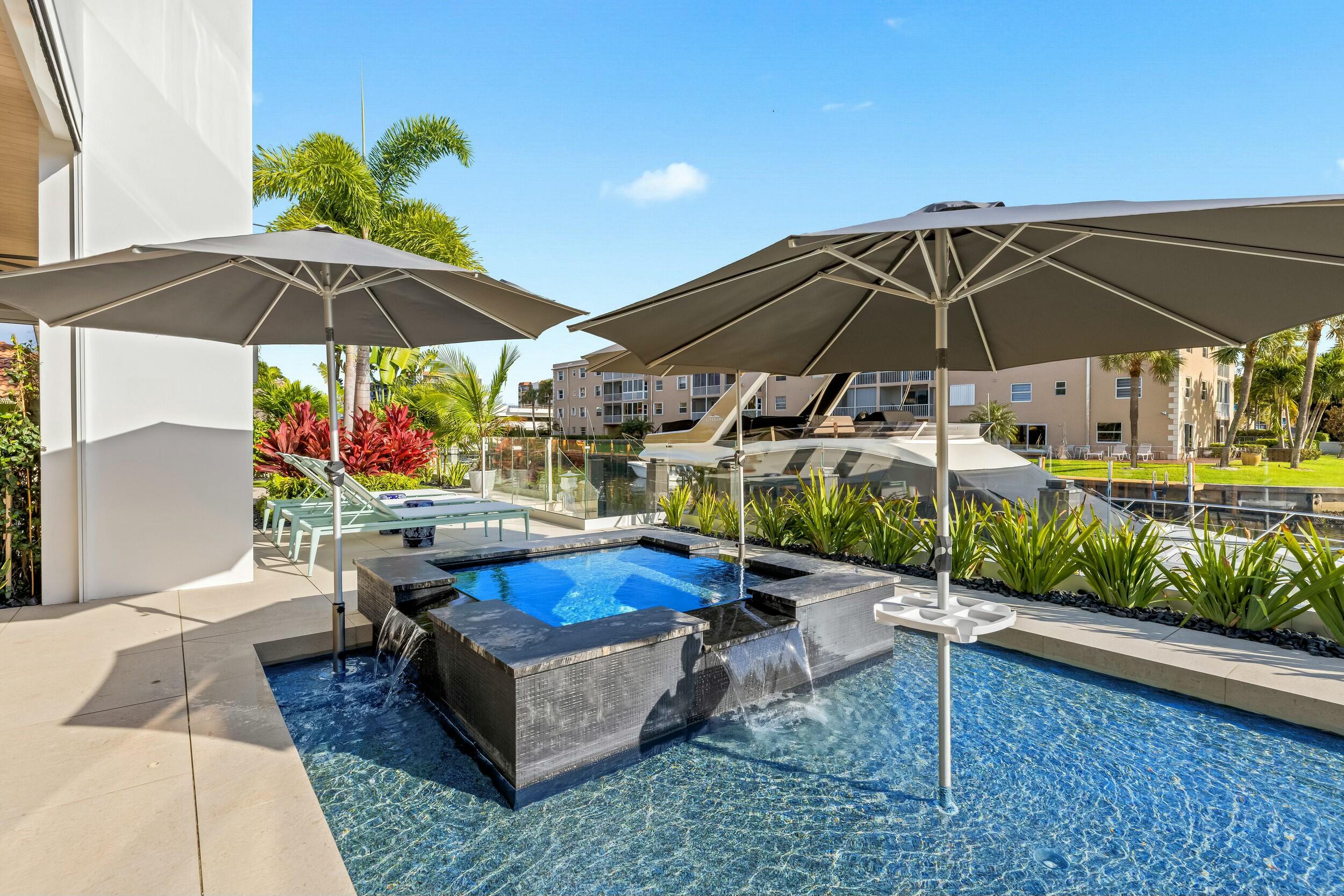 772 Glouchester Street Boca Raton, FL 33487 - Photo 76 of 85 Spa