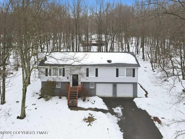 $339,900 | 119 Antler Trail, Albrightsville, PA 18210