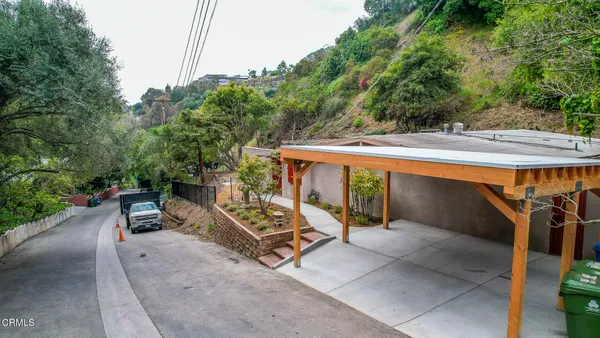 $6,050 | 1450 Benedict Canyon Drive, Beverly Hills, CA 90210