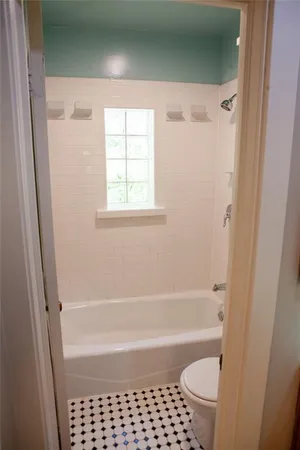 $1,395 | 5837 Velasco Avenue, Unit 102, Dallas, TX 75206