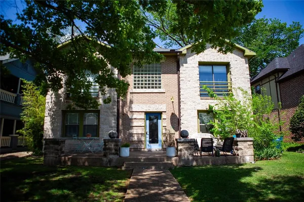 $1,395 | 5837 Velasco Avenue, Unit 102, Dallas, TX 75206