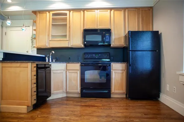 $1,395 | 5837 Velasco Avenue, Unit 102, Dallas, TX 75206