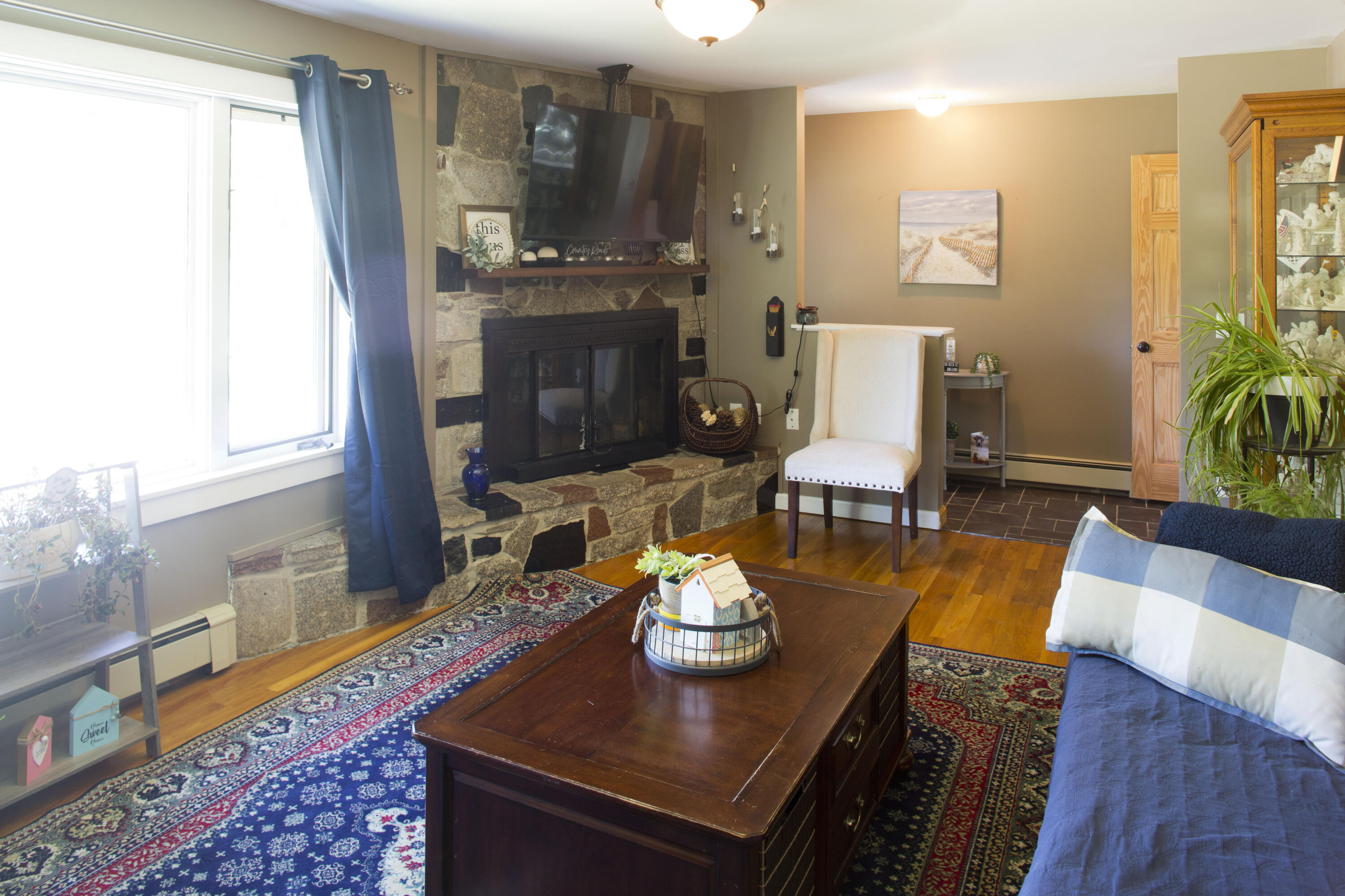 11 Church Road Holden, ME 04429 - Photo 19 of 41 Living Room