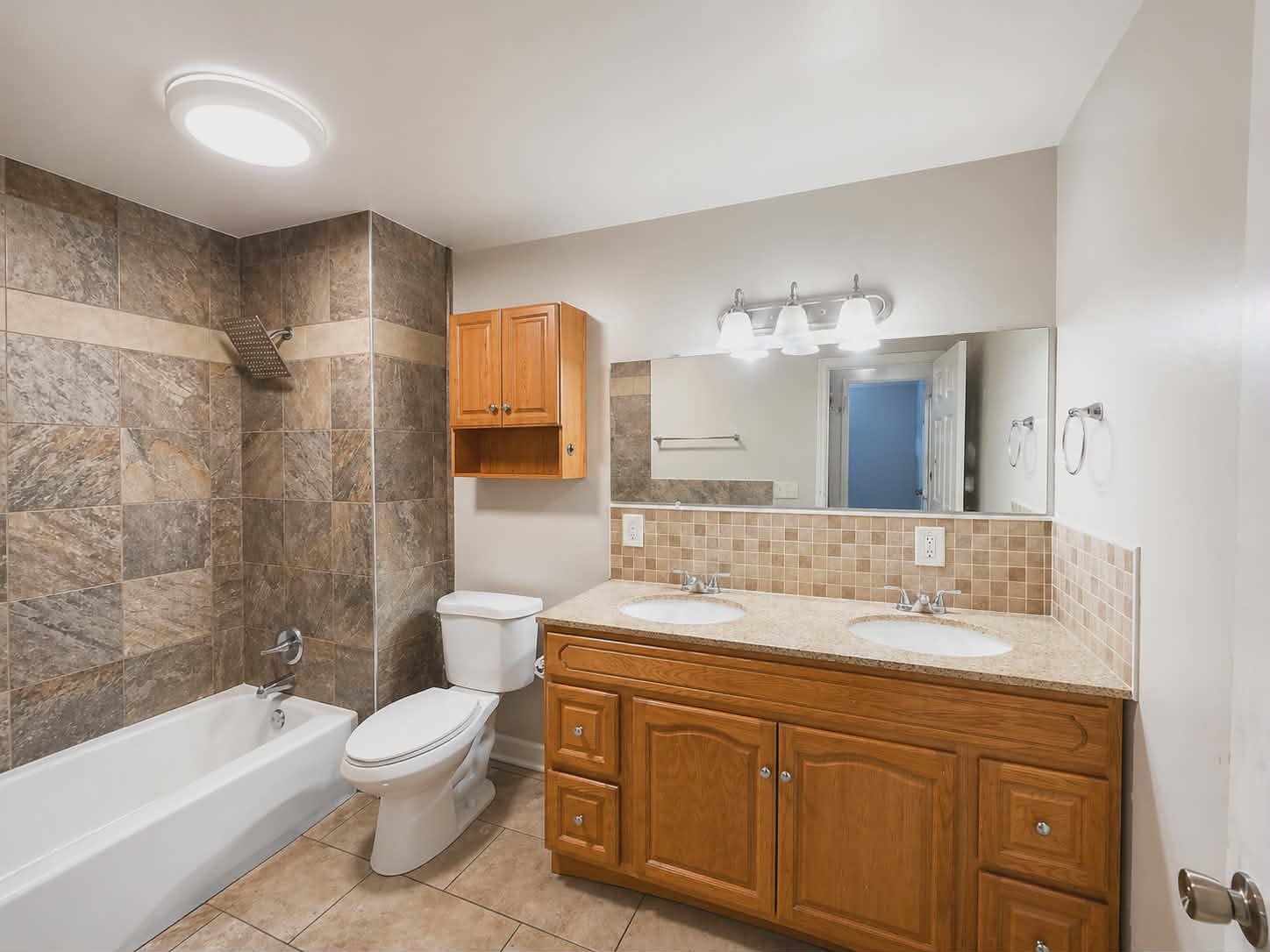 555 North Dupont Avenue, Unit A12 Madison, TN 37115 - Photo 7 of 10