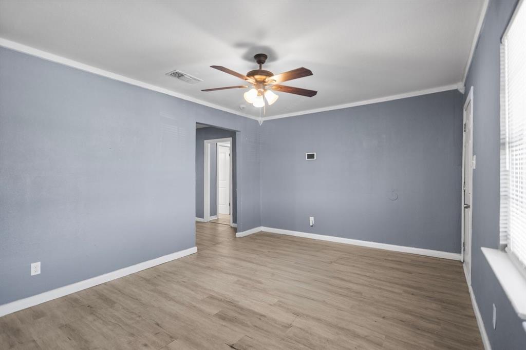 5409 Old Handley Road Fort Worth, TX 76112 - Photo 8 of 36