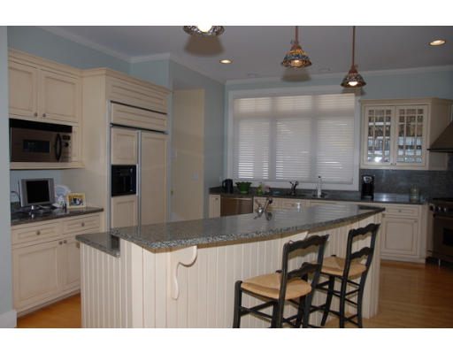 65 Galloupes Point Road Swampscott, MA 01907 - Photo 11 of 22 Gallery Image 11
